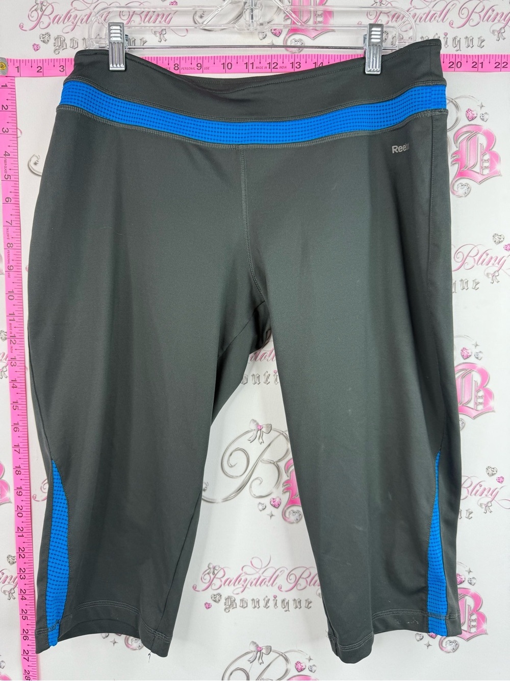 Reebok capri leggings tights blue Gray Capri Leggings with Blue Trim